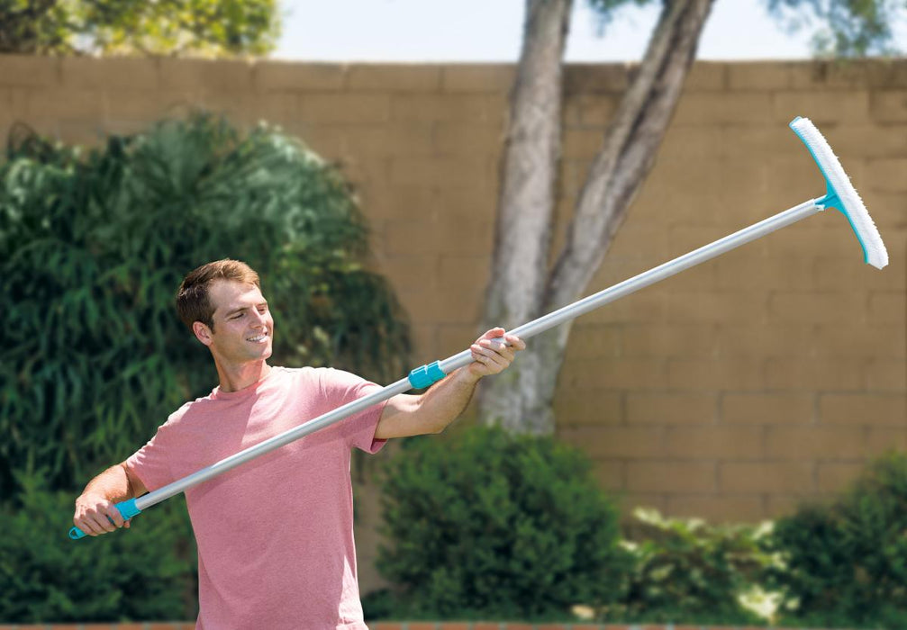 POOL BRUSH 40CM