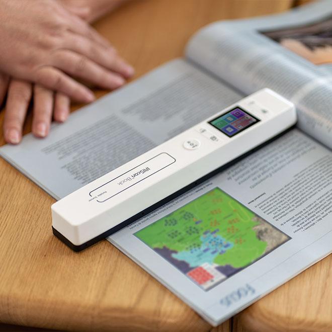 IRIScan Book 7