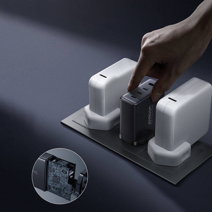 GaN charger UK Joyroom JR-TCG05UK 140W 3x USB-C USB-A + USB-C / USB-C cable 240W 1.2m