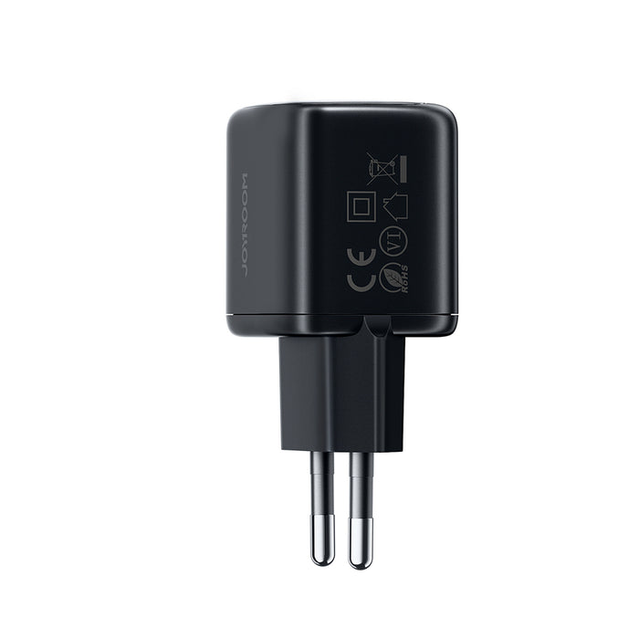 Joyroom JR-TG7 33W USB-A + USB-C wall charger with 30W USB-C - Lightning 1m cable - black