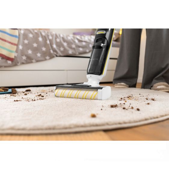 Cordless vacuum cleaner for dry and wet cleaning KARCHER FCV 4
