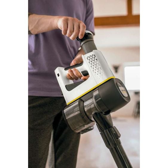 Vacuum cleaner KARCHER VC 4 Cordless myHome Car