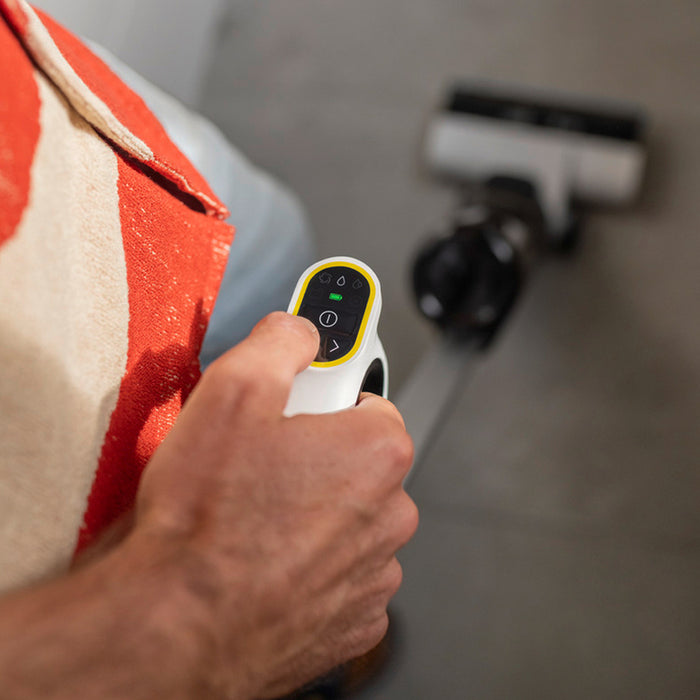 Cordless vacuum cleaner for dry and wet cleaning KARCHER FCV 3