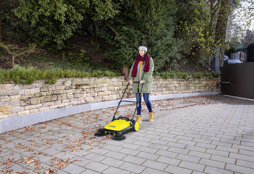 KARCHER S 4 Twin sweeping machine - 1.766-360.0