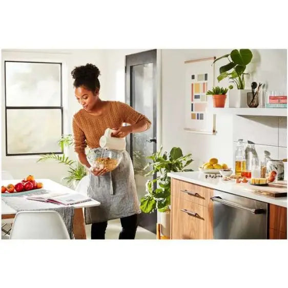 KitchenAid Cordless Mixer 5KHMB732EAC - Миксери<<<Уреди за кухня<<<Малки електроуреди<<<TechnoMix