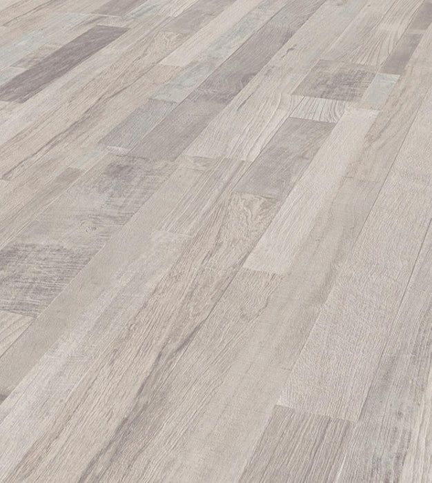 LAMINATE 8MM AC4/32 K039 WOOD SILVER