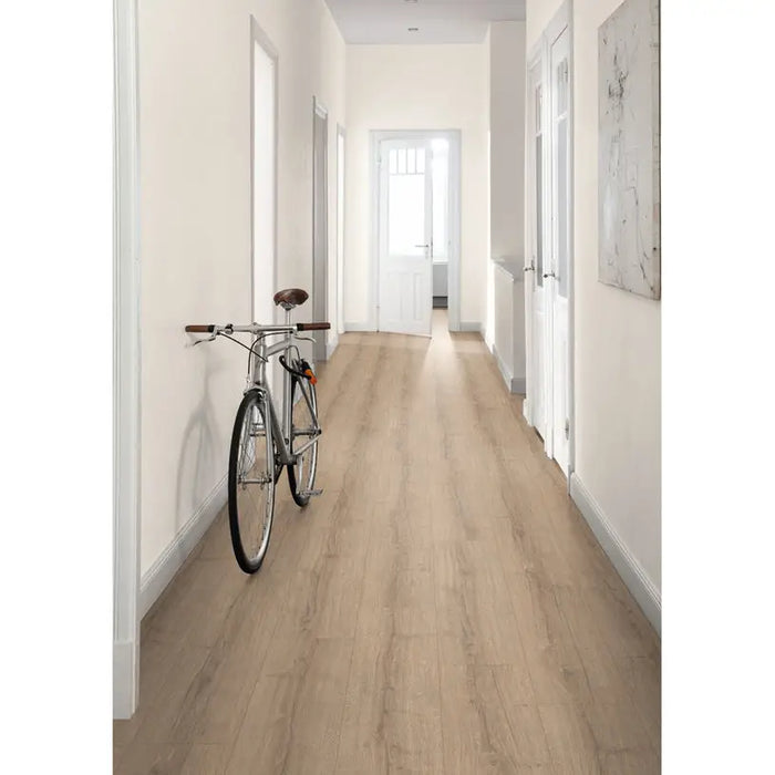 LAMINATED PARQUET EGGER AQUA SHERMAN OAK EL2043 8.00 mm 32/AC4 CHAMBER - Паркет<<<Паркет и елементи за монтаж<<<Подови