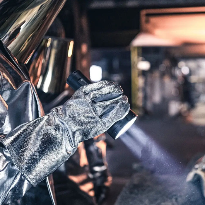 Ledlenser P18R Black Hand flashlight LED - FlashlightsOSW-LAT<<<LightingOSW<<<ActionPL