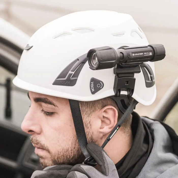 Ledlenser P5R Pro Black Hand flashlight LED - FlashlightsOSW-LAT<<<LightingOSW<<<ActionPL