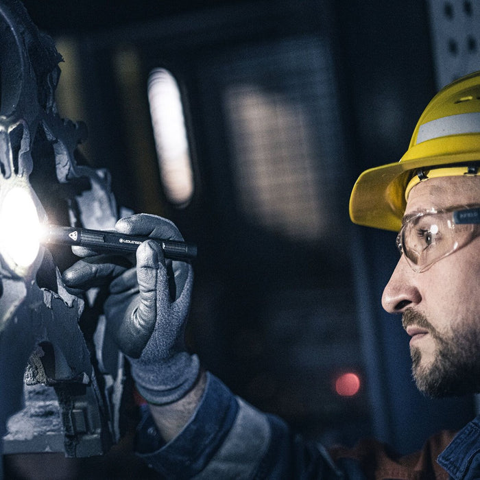 Ledlenser P4R Black Pen flashight LED