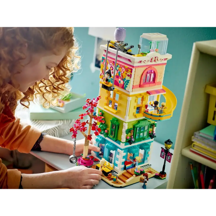 LEGO FRIENDS 41748 HEARTLAKE CITY COMMUNITY CENTER - LEGOKLO-LEG<<<Construction