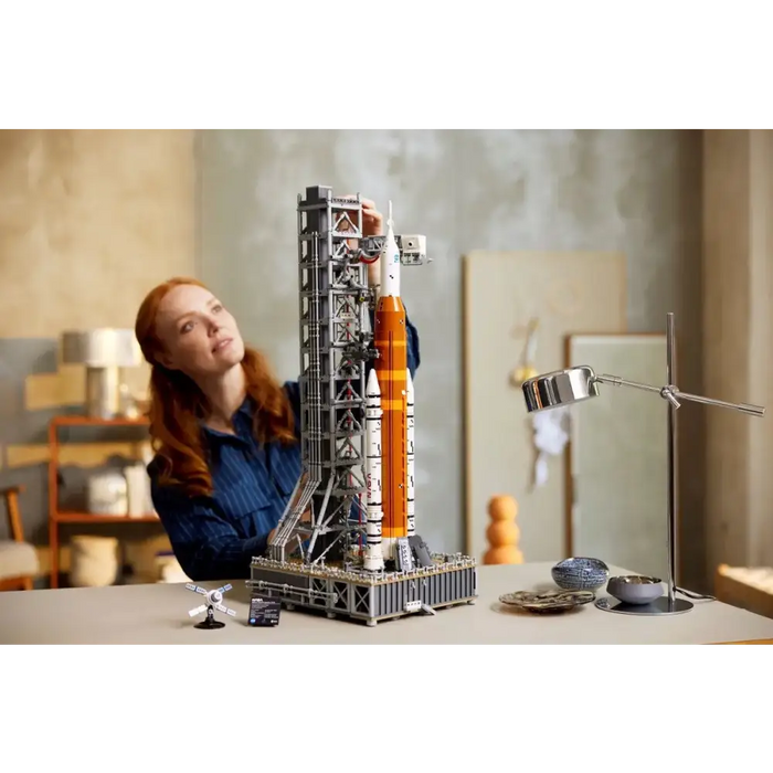 LEGO ICONS 10341 NASA Artemis Space Launch System - LEGOKLO-LEG<<<Construction setKLO<<<ActionPL