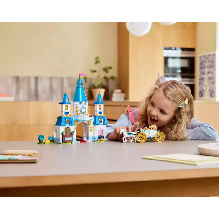 LEGO Princess Cinderella's castle and horse-drawn carriage - 43275