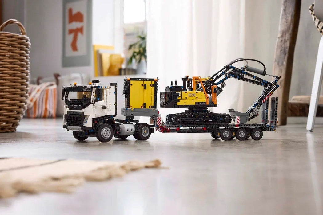 LEGO TECHNIC 42175 Volvo FMX Truck & EC230 Electric Excavat