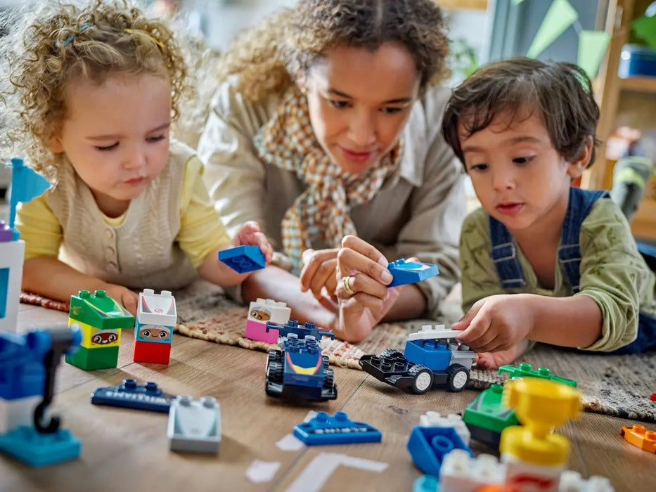 LEGO DUPLO 10445 F1 Team Race Cars & Drivers