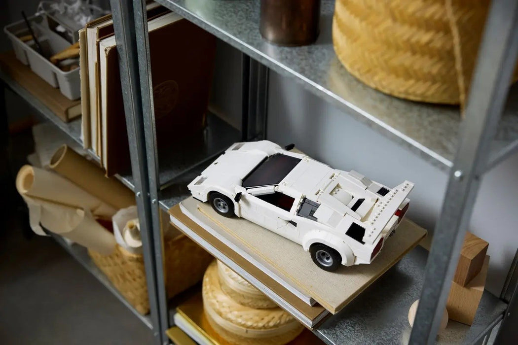 LEGO ICONS 10337 Lamborghini Countach 5000 Quattrovalvole