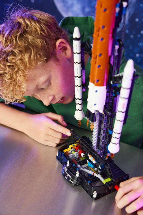 LEGO TECHNIC 42221 NASA Artemis Space Launch System Rocket