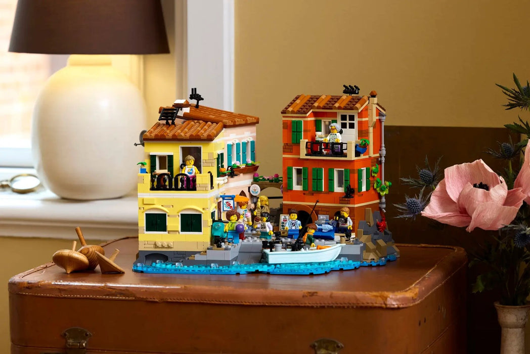 LEGO IDEAS 21359 Italian Riviera