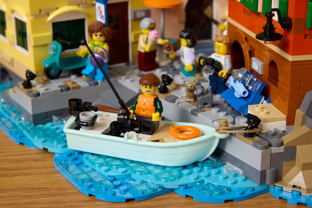 LEGO IDEAS 21359 Italian Riviera