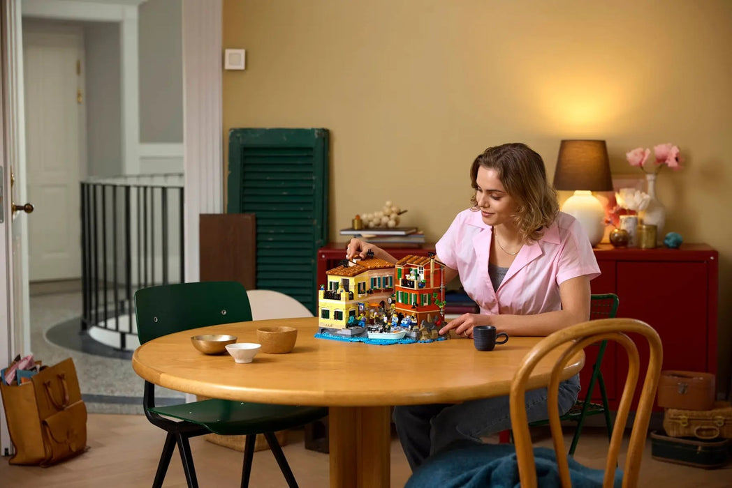 LEGO IDEAS 21359 Italian Riviera