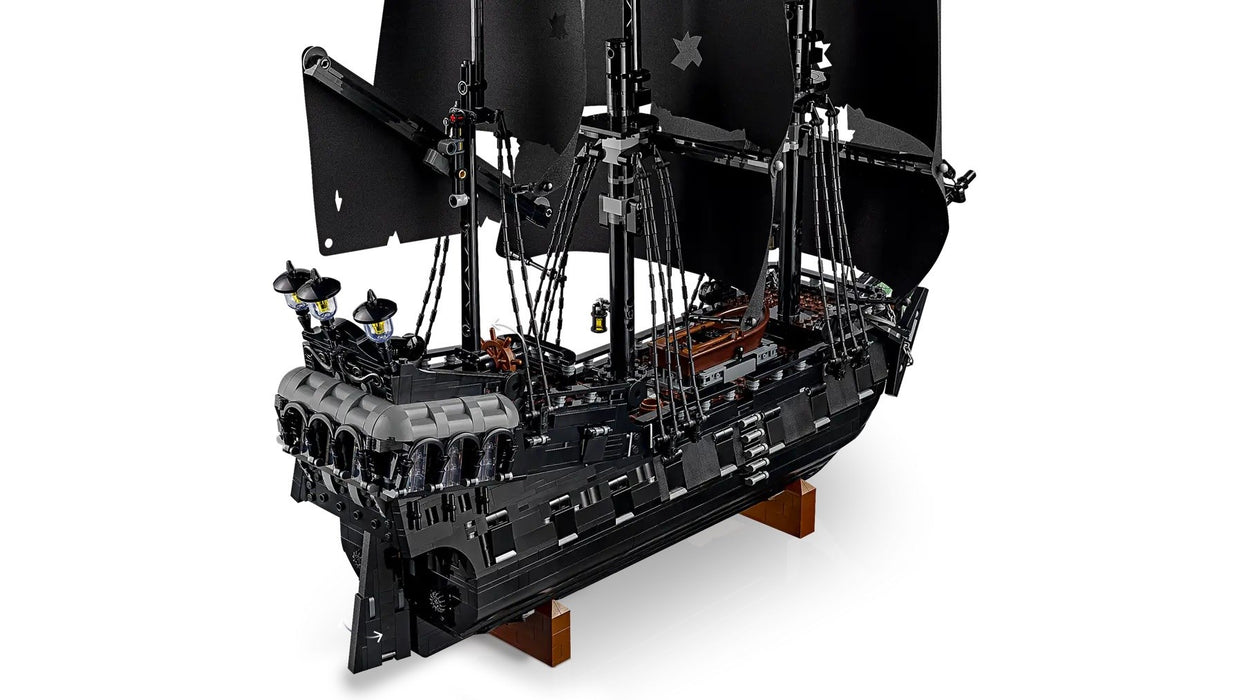 LEGO ICONS 10365 Captain Jack Sparrow's Pirate Ship