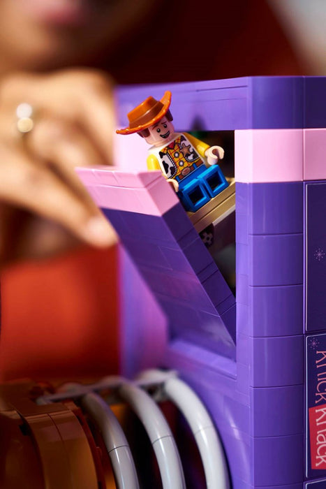 LEGO DISNEY 43301 Toy Story: Slinky Dog Bookends