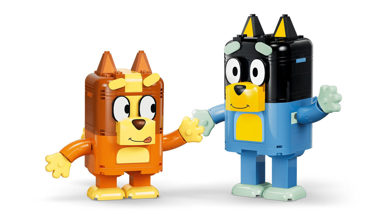 LEGO BLUEY 11217 Brick-Built Bluey Family