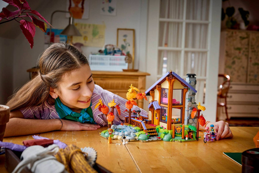 LEGO FRIENDS 42705 Cozy Fall Forest Cabin