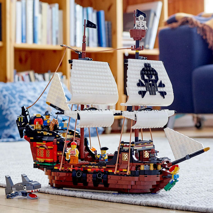Vehicle Playset   Lego Creator 31109 Pirate Ship         3-in-1 1260 Pieces