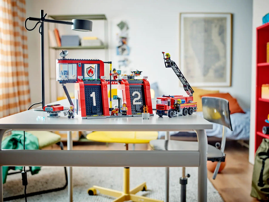 LEGO City - Fire Station with Fire Truck - 60414
