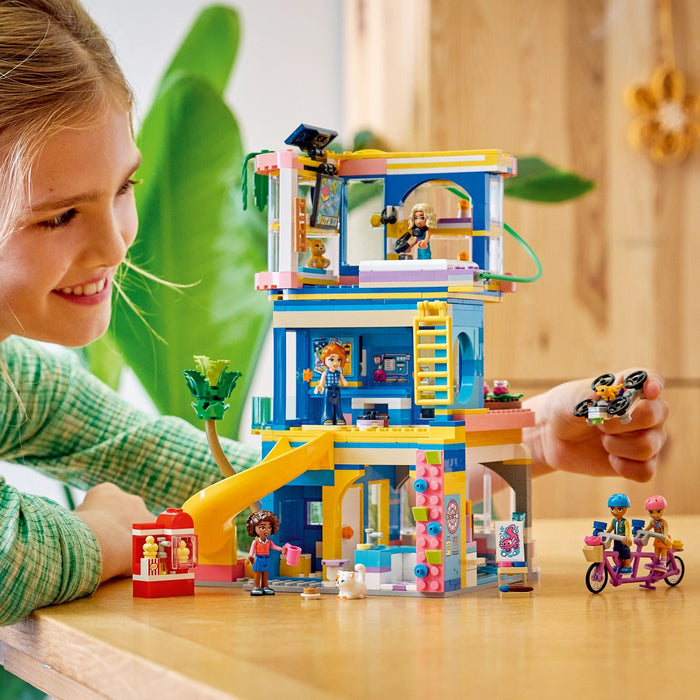 LEGO FRIENDS 42689 Heartlake City Friends Club House