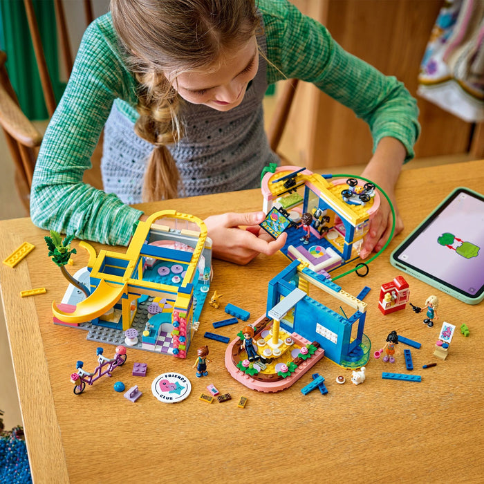 LEGO FRIENDS 42689 Heartlake City Friends Club House