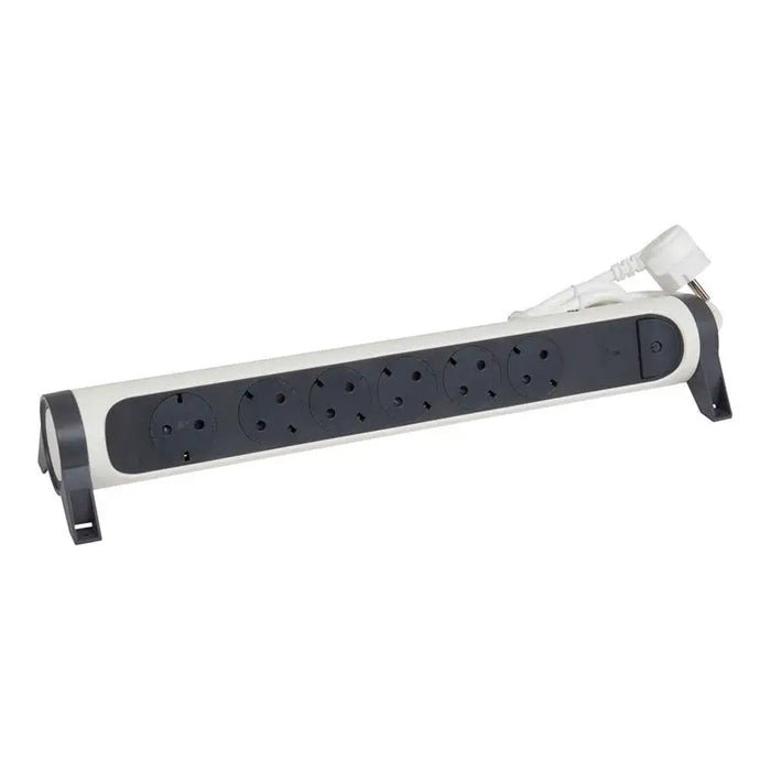 LEGRAND INDICATOR AND PROTECTION SPLITTER 6 SOCKETS / 1.5M ROTATING 694526 - Разклонители и