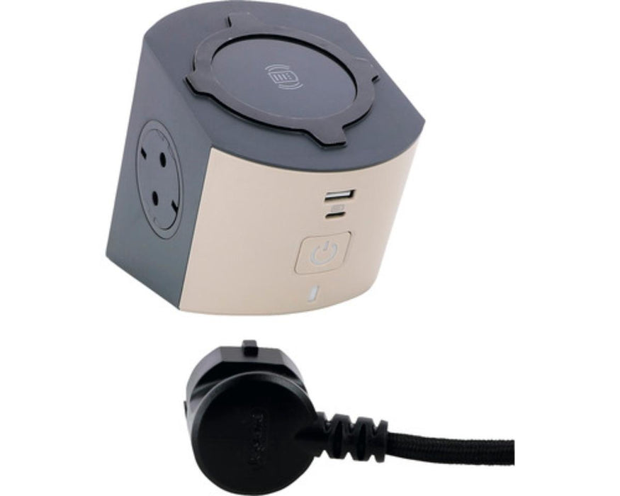 CORNER 2X2P+E USB STRIP LEGRAND