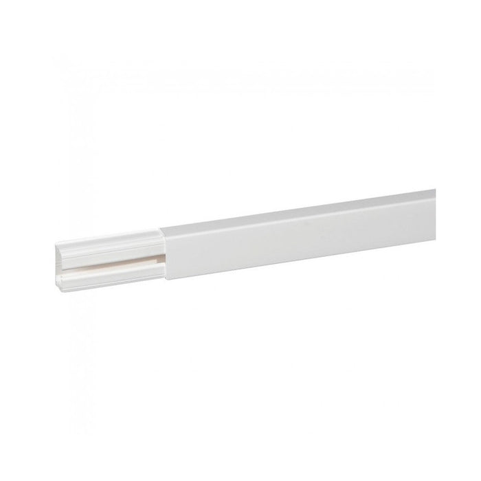 DLP MINI CABLE CHANNEL 2m 40x20mm LEGRAND