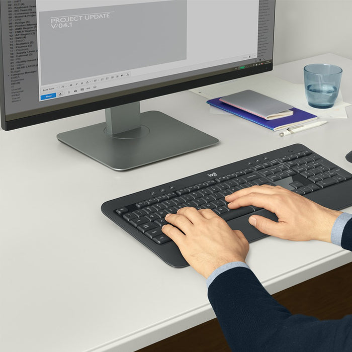 Logitech MK540 keyboard and mouse set
