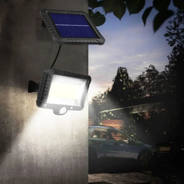 Maclean Energy MCE438 Solar LED Floodlight with motion sensor IP44 5W 400lm 6000K cold white lithium battery 1300 mAh