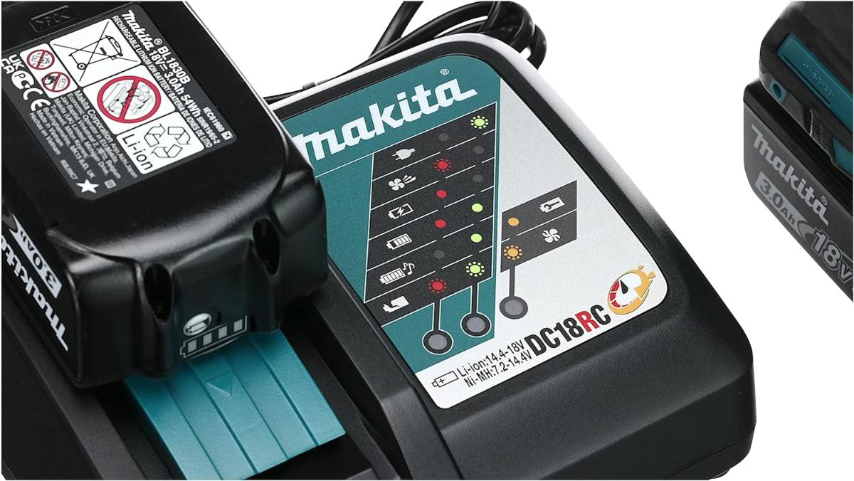 BATTERY IMPACT SCREWDRIVER MAKITA 18V