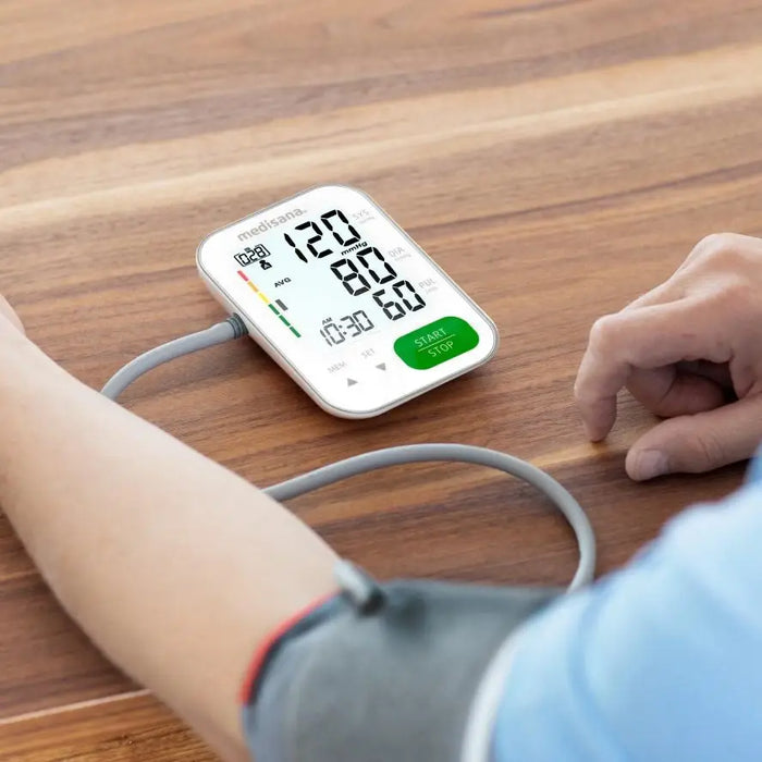 Medisana BU 565 upper arm blood pressure monitor (white) - Blood pressure monitorsUIS-CIS<<<Medical appliances