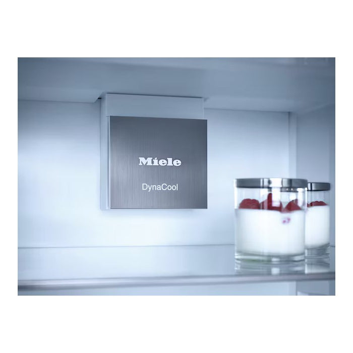 Built-in refrigerator with freezer MIELE KFN 7734 C , 253 l, C , Yes
