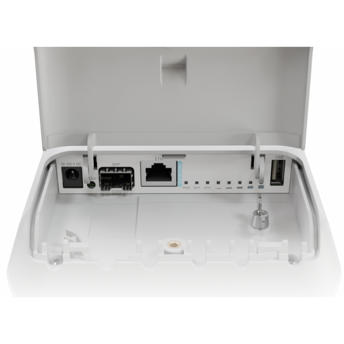 Sector antenna MIKROTIK mANTBox ax 15s, L22UGS-5HaxD2HaxD-15S, 2.4/5GHz