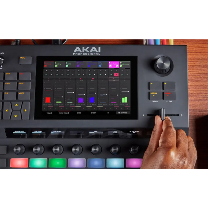 Mixing Console Akai FORCE - MIDIIKL-MID<<<TastaturenIKL<<<ActionPL&&&Електроника Звук<<<Компютри|