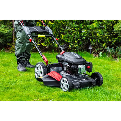 MOTORIZED SELF-PROPELLED MOWER GRAPHITE 52G671 139.0 cm3 3.00 HP MOWING WIDTH 46.00 cm SELF-PROPELLED FUNCTION