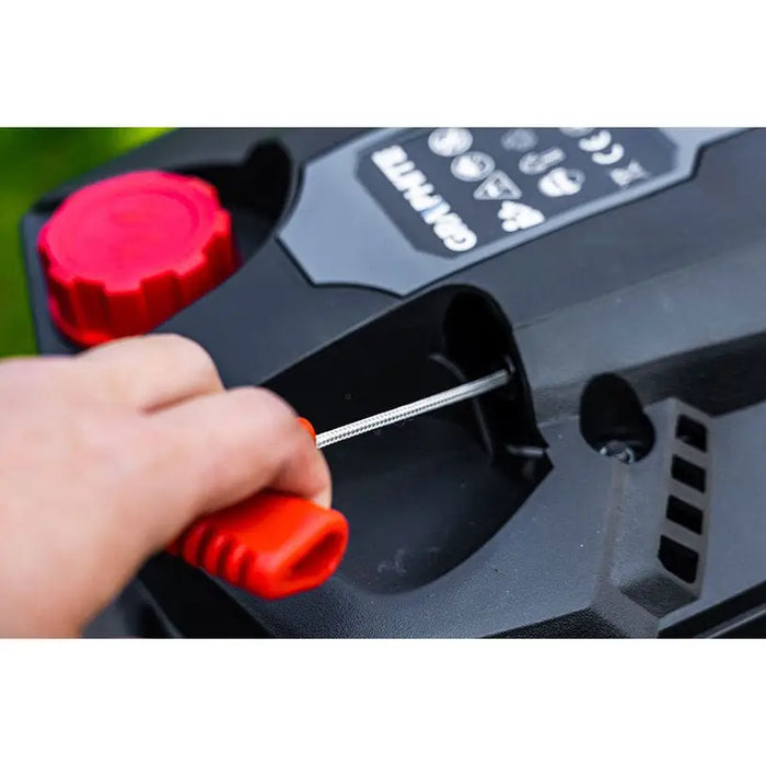 MOTORIZED SELF-PROPELLED MOWER GRAPHITE 52G671 139.0 cm3 3.00 HP MOWING WIDTH 46.00 cm SELF-PROPELLED FUNCTION