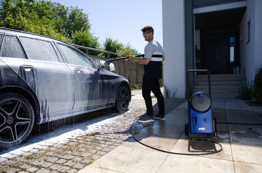 Nilfisk Core 140-8 PowerControl In-Hand CAR WASH EU pressure washer Upright Electric 474 l/h 1800 W Blue