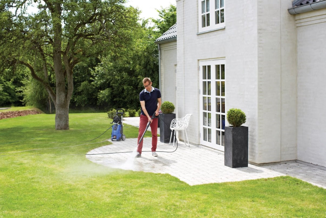 Nilfisk E 145.4-9 X-TRA EU pressure washer, upright 500 l/h 2100 W Blue, Black