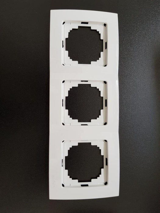 FRAME TRIPLE WHITE TOURAN