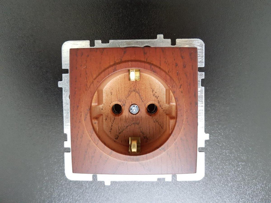 CONTACT SHUKO WALNUT TOURAN