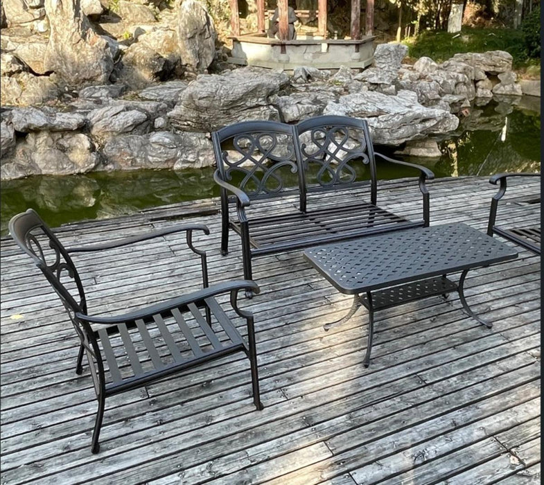 ARTHUR SOFA ALUMINUM WITH CUSHION