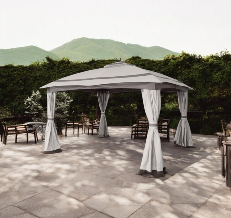 TENT 3.3 X 3.95 M WITH CURTAINS